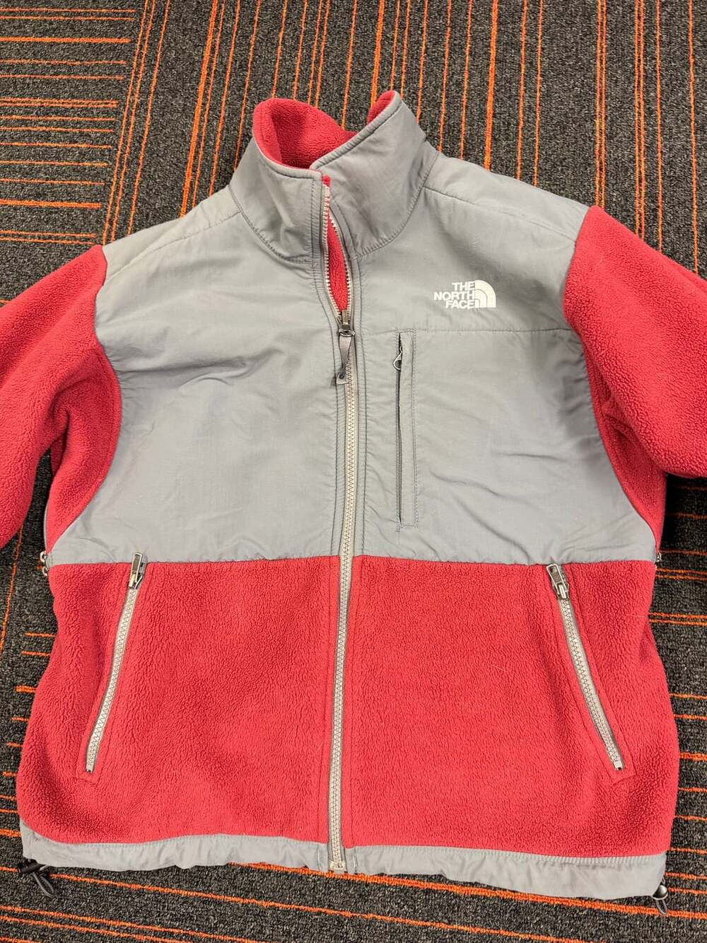 The North Face Women's Red and Gray Denali Full Zip Fleece Jacket - Picture 5 of 9